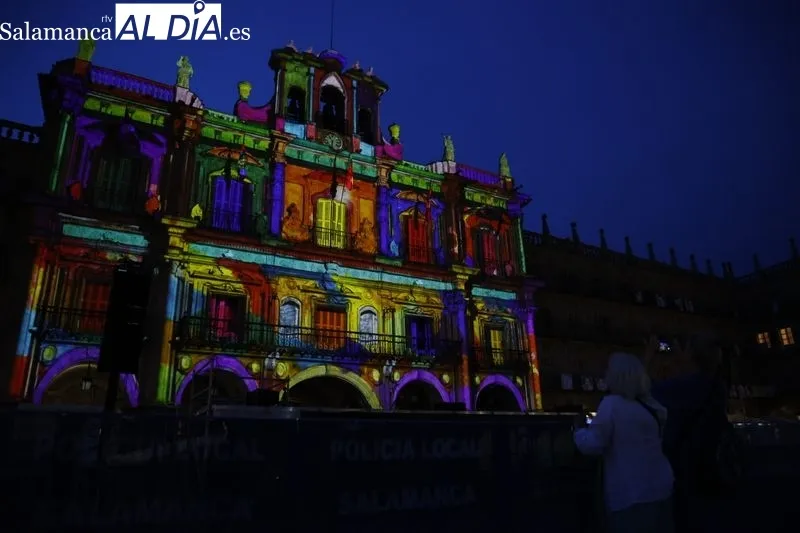 Foto 10 - La Plaza Mayor pone el colof&oacute;n al FACYL 2023 con Videomapping