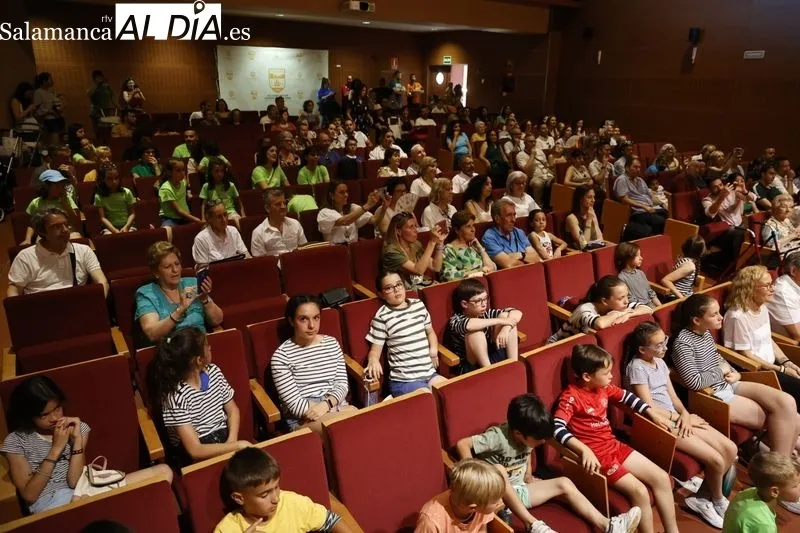 Foto 3 - La Asociaci&oacute;n Huerta Otea celebra su 'D&iacute;a del vecino'