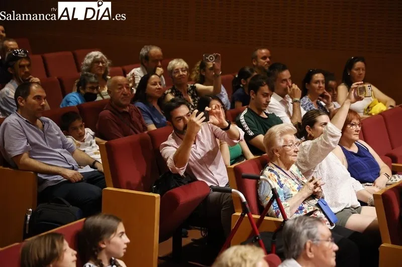 Foto 5 - La Asociaci&oacute;n Huerta Otea celebra su 'D&iacute;a del vecino'