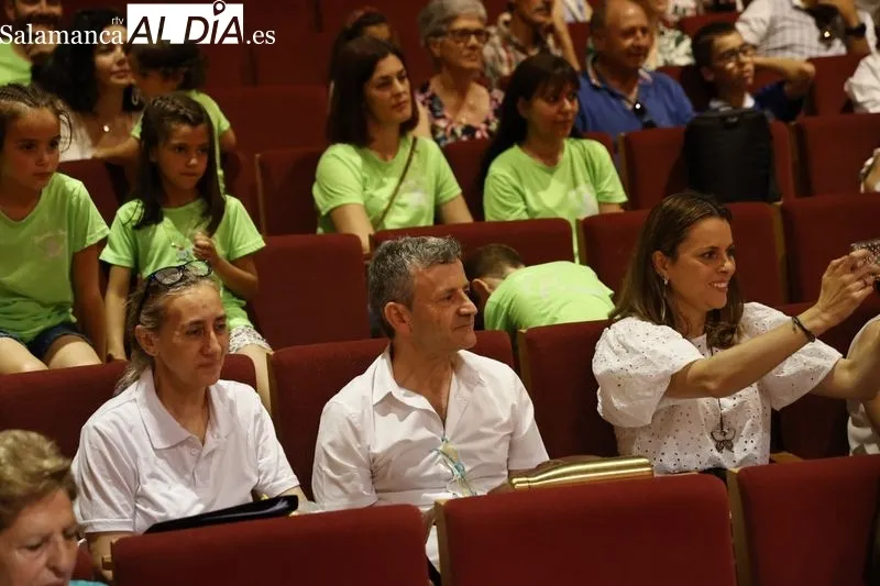 Foto 7 - La Asociaci&oacute;n Huerta Otea celebra su 'D&iacute;a del vecino'