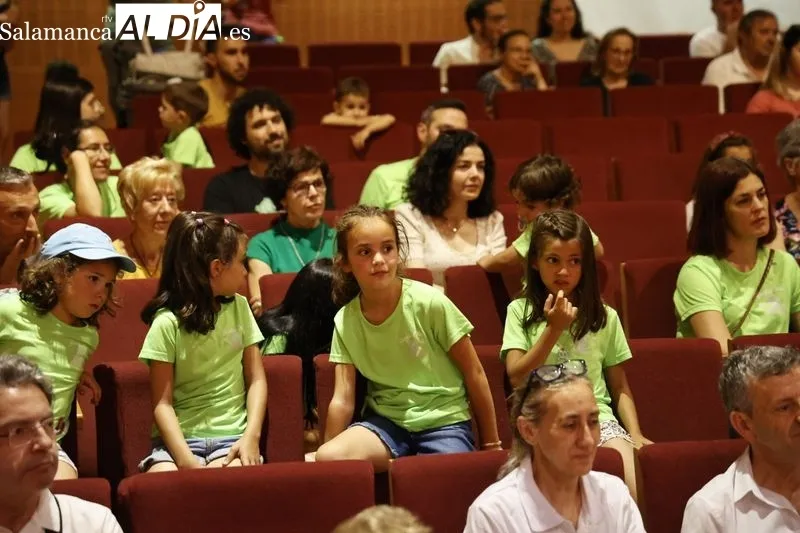 Foto 8 - La Asociaci&oacute;n Huerta Otea celebra su 'D&iacute;a del vecino'