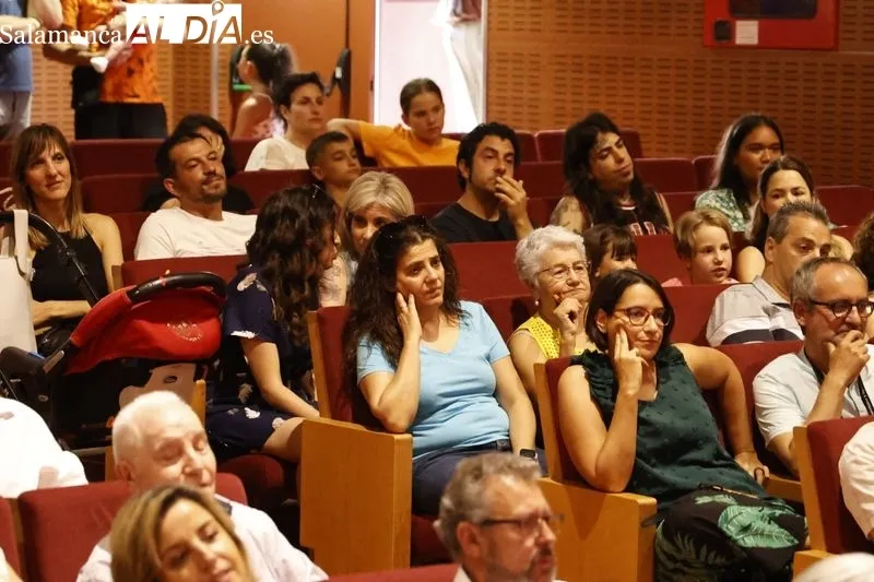 Foto 11 - La Asociaci&oacute;n Huerta Otea celebra su 'D&iacute;a del vecino'