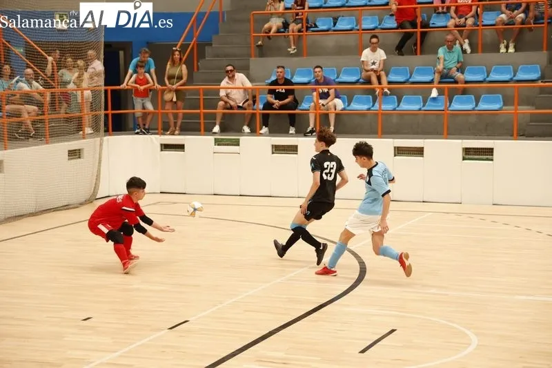 Foto 5 - Ya est&aacute; en juego el VII Torneo Internacional de F&uacute;tbol Sala &lsquo;Ciudad de Salamanca&rsquo;