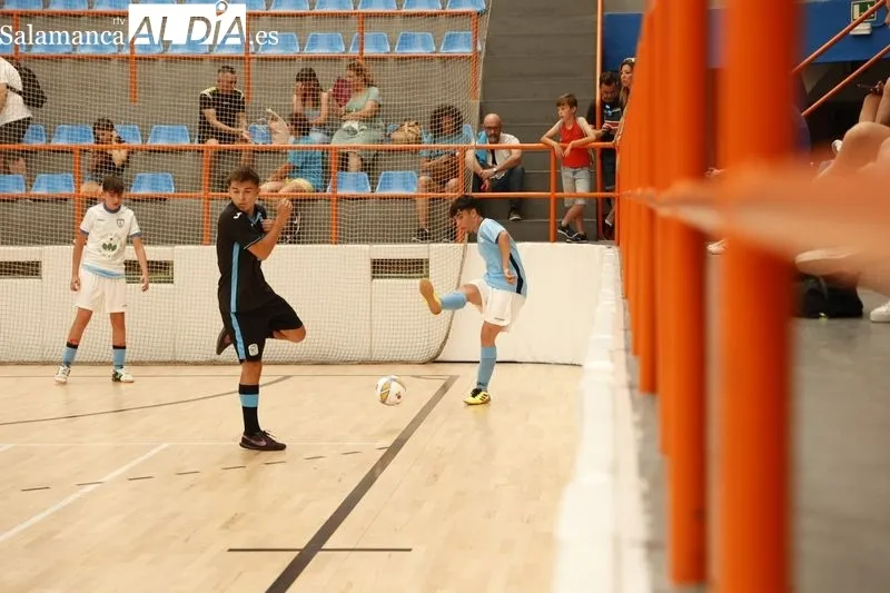 Foto 10 - Ya est&aacute; en juego el VII Torneo Internacional de F&uacute;tbol Sala &lsquo;Ciudad de Salamanca&rsquo;