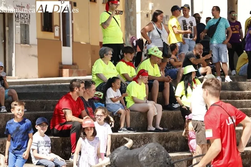 Foto 7 - Encierro infantil para comenzar el s&aacute;bado festivo en Pizarrales