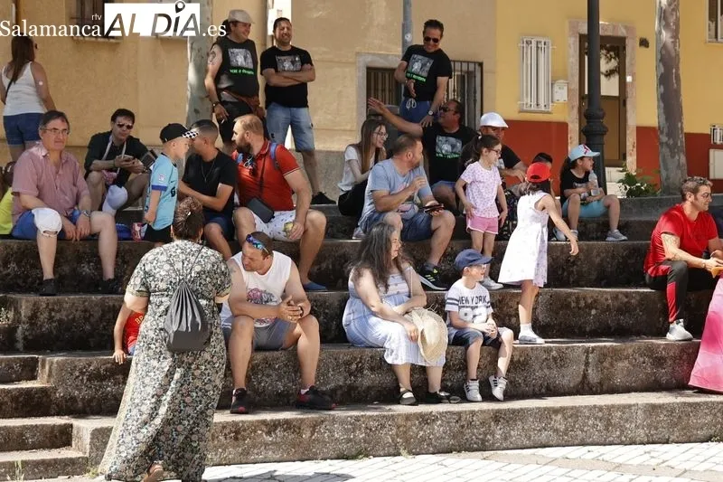Foto 10 - Encierro infantil para comenzar el s&aacute;bado festivo en Pizarrales
