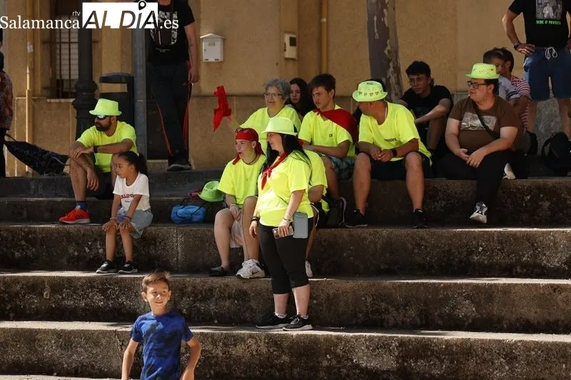Foto 13 - Encierro infantil para comenzar el s&aacute;bado festivo en Pizarrales