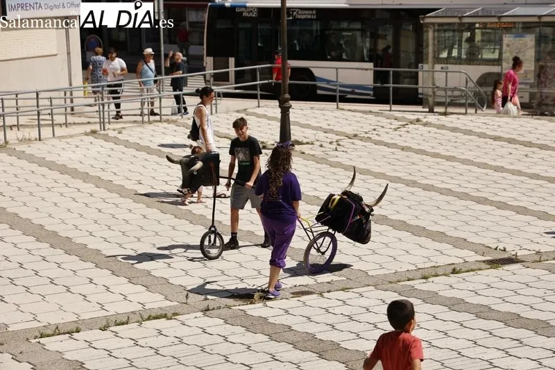 Foto 16 - Encierro infantil para comenzar el s&aacute;bado festivo en Pizarrales
