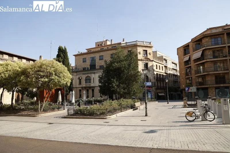 Foto 12 - La ola de calor 'vac&iacute;a' el centro de Salamanca... y otros se refugian a la sombra