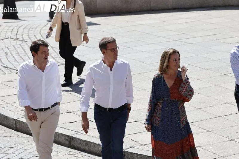 Foto 7 - Feij&oacute;o visita Salamanca e ironiza sobre S&aacute;nchez, como "gran presentador", y le pide que entreviste en sus "shows" a Irene Montero