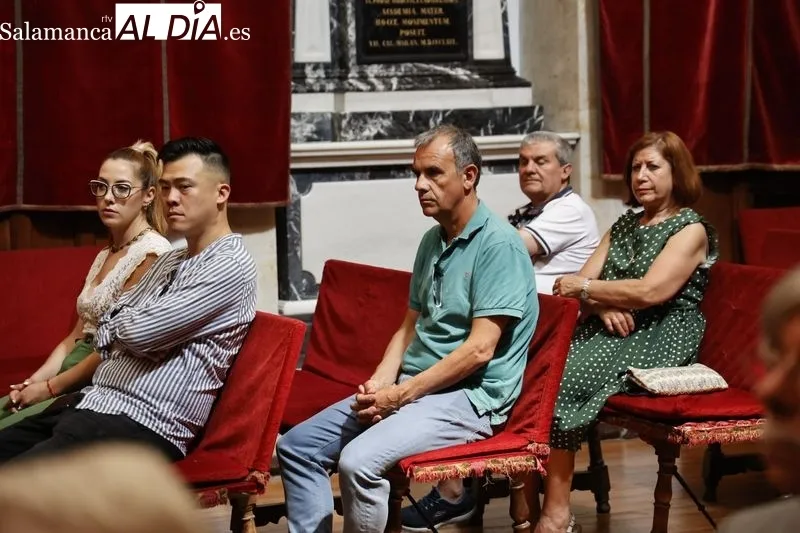 Foto 5 - Las Escuelas Mayores de la Universidad escogen el XXXV D&iacute;a del Asociacionismo del Barrio Antiguo de Salamanca 