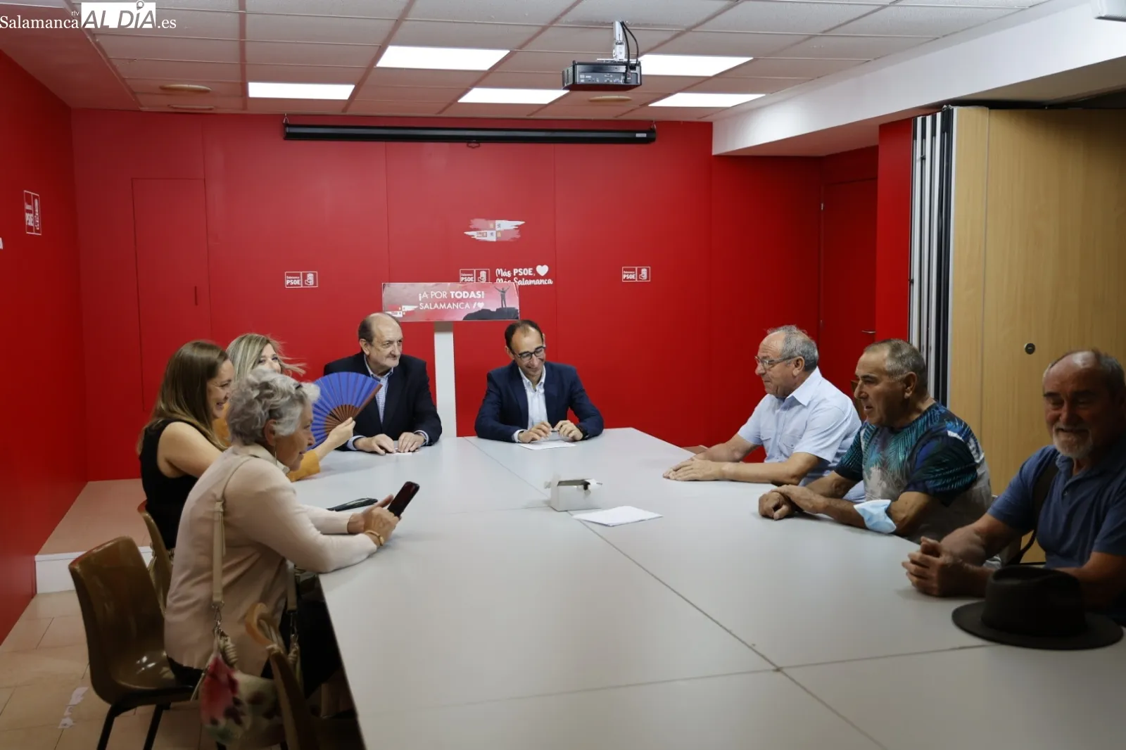 Foto 7 - &ldquo;Las elecciones van de garantizar la subida de las pensiones del PSOE o volver a los recortes y derogar las mejoras como quiere el PP&rdquo;