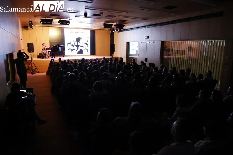Foto 14 - La pianista, compositora y cantante Sheila Blanco pone voz a las mejores autoras de la Generaci&oacute;n del 27