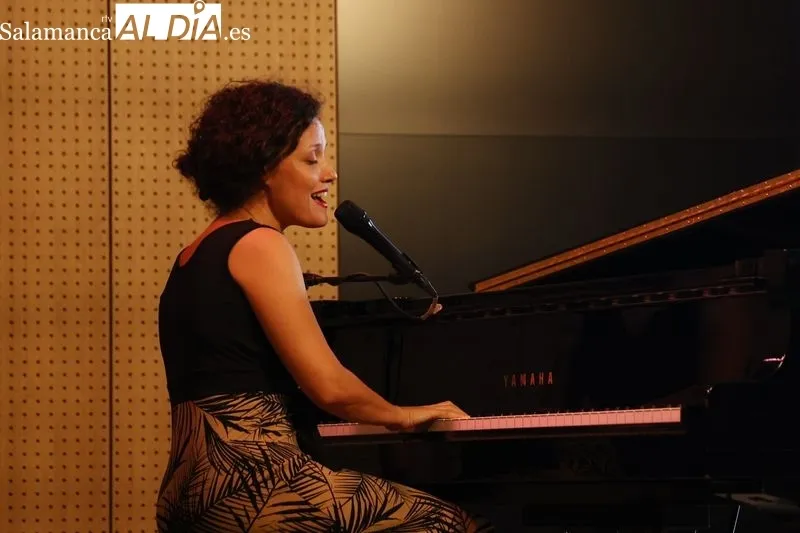 Foto 16 - La pianista, compositora y cantante Sheila Blanco pone voz a las mejores autoras de la Generaci&oacute;n del 27