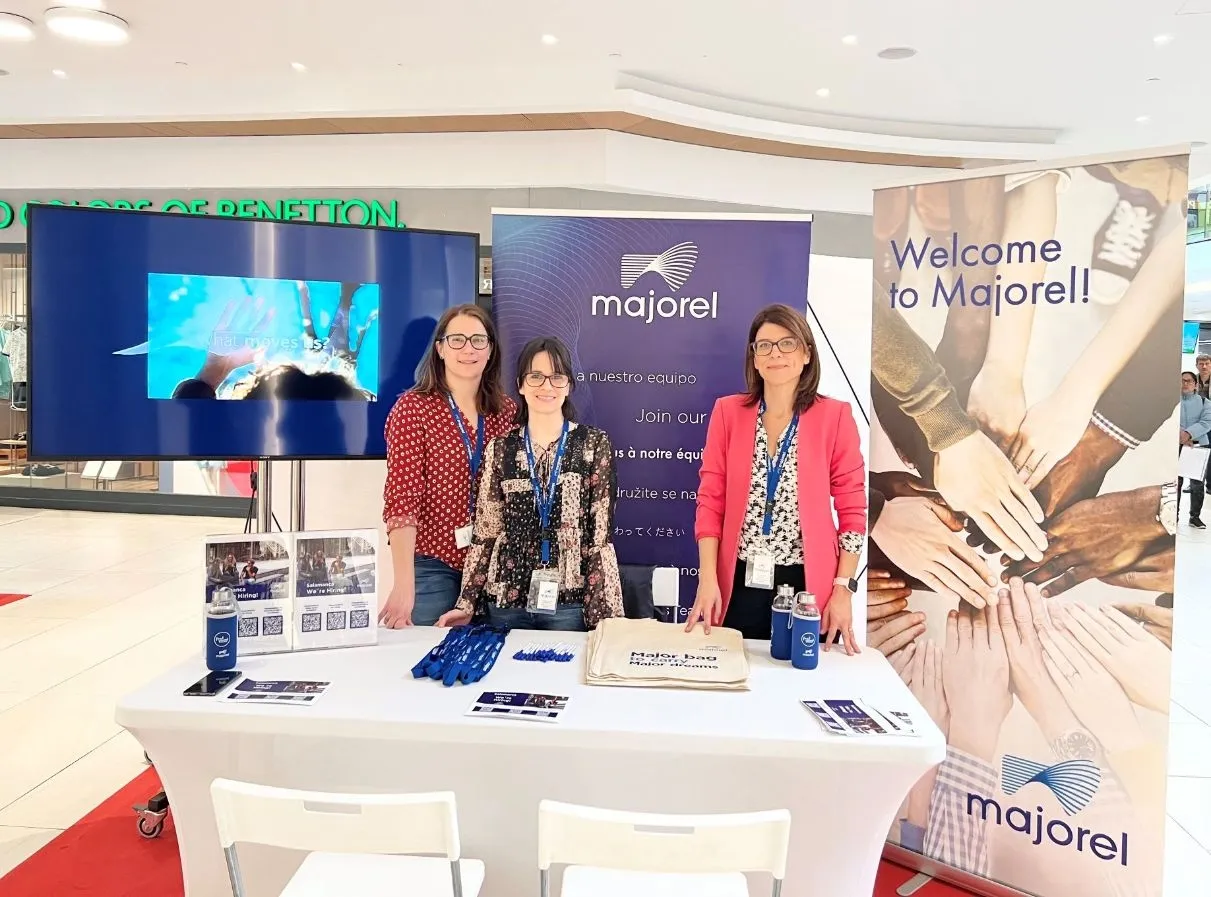 Primera Feria de Empleo en el centro comercial El Tormes