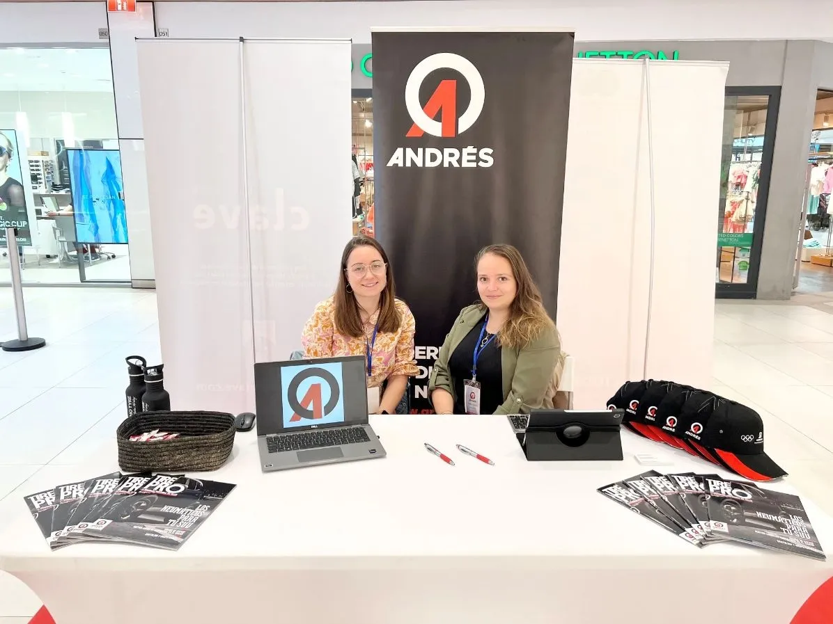 Primera Feria de Empleo en el centro comercial El Tormes