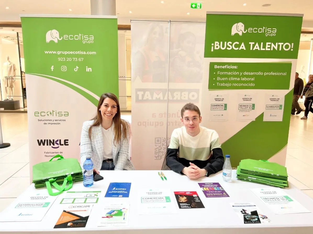 Primera Feria de Empleo en el centro comercial El Tormes