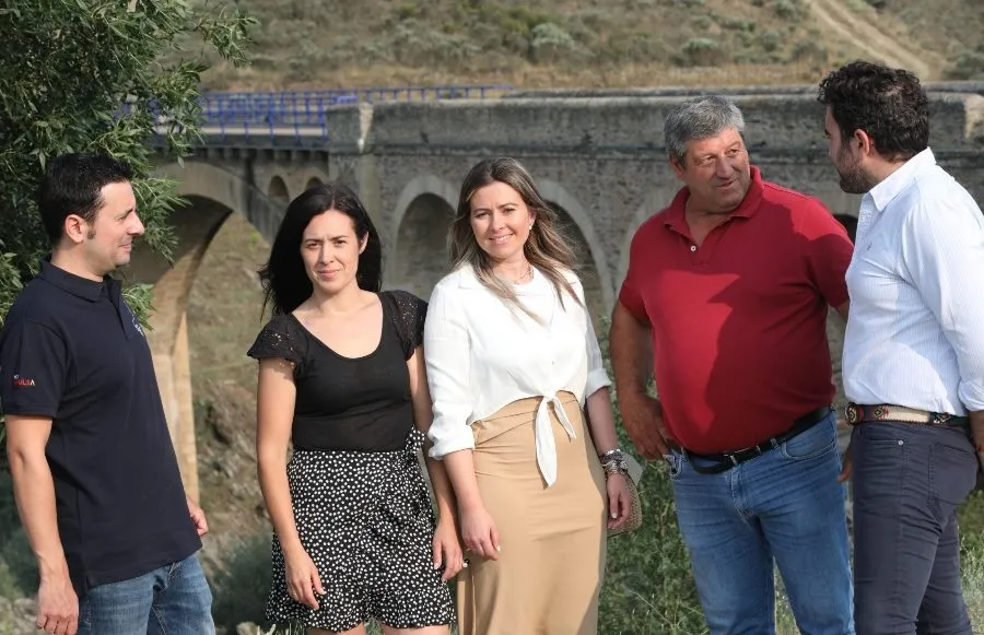 Foto 2 - Laura Vicente y Luc&iacute;a Salicio, nuevas caras de la Fundaci&oacute;n Siega Verde, a la que se suma la Junta