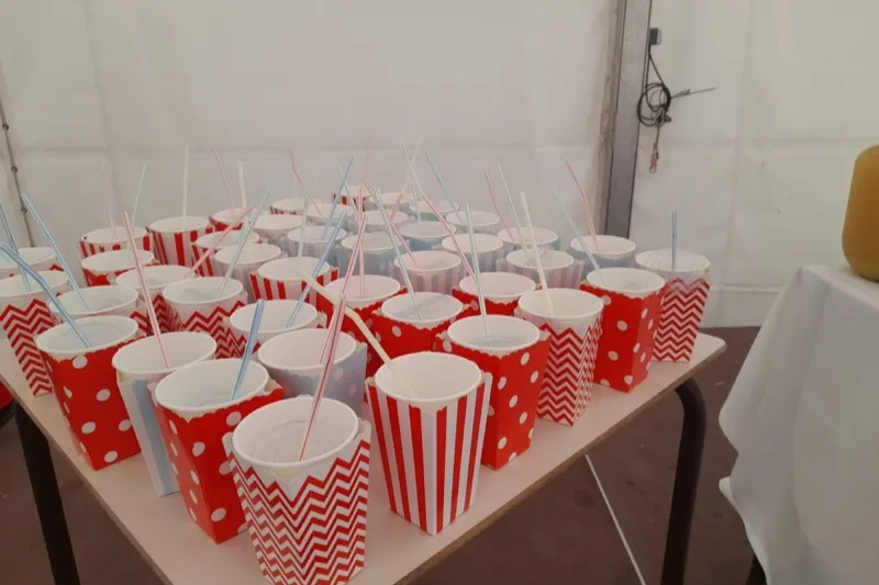 Teo Marcos ofrecía un taller de coctelería en El Campo de Peñaranda