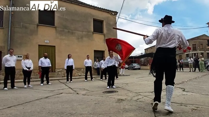 La peña 'Los Chukys' representará el baile de la bandera, como ya hizo el pasado domingo de Corpus
