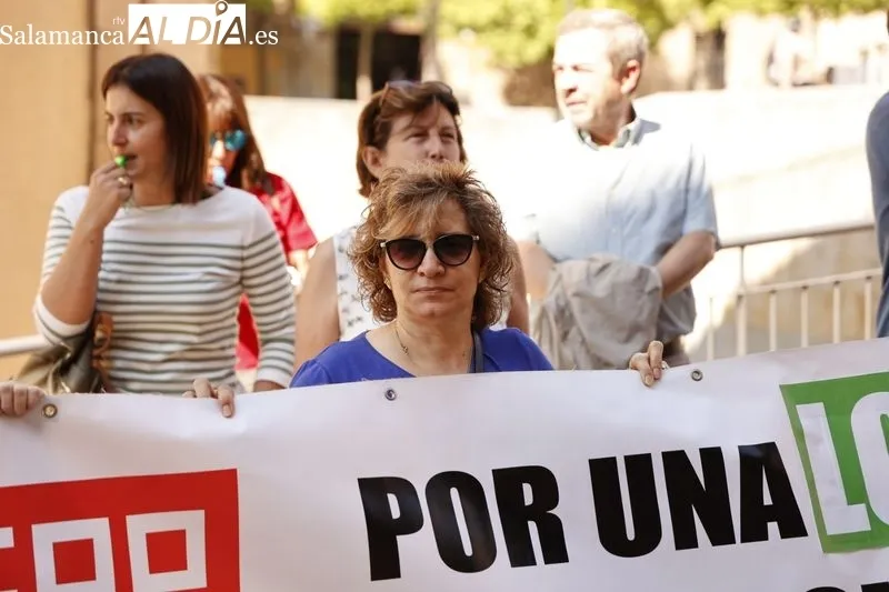 Concentración de funcionarios de Justicia en la Cuesta de San Blas. Foto de David Sañudo
