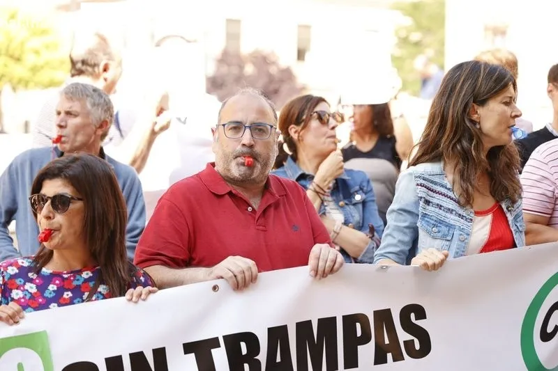 Concentración de funcionarios de Justicia en la Cuesta de San Blas. Foto de David Sañudo
