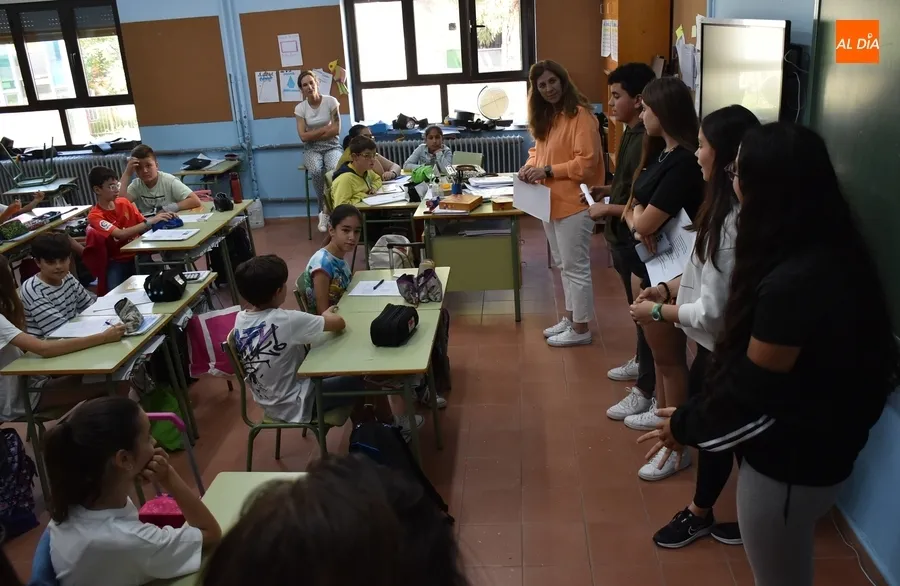 Foto 4 - Mediadores del Fray Diego les &lsquo;quitan el miedo&rsquo; a los alumnos de 6&ordm; de San Francisco