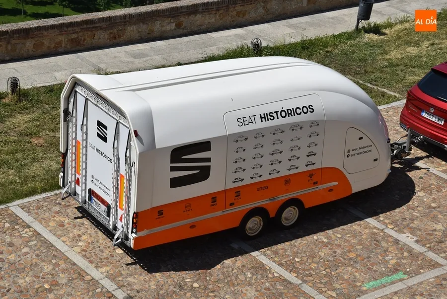 Foto 3 - Un centenar de Seat 600 hacen parada en Mir&oacute;briga