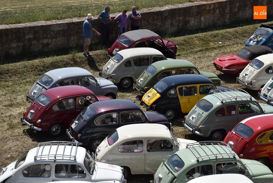 Foto 10 - Un centenar de Seat 600 hacen parada en Mir&oacute;briga