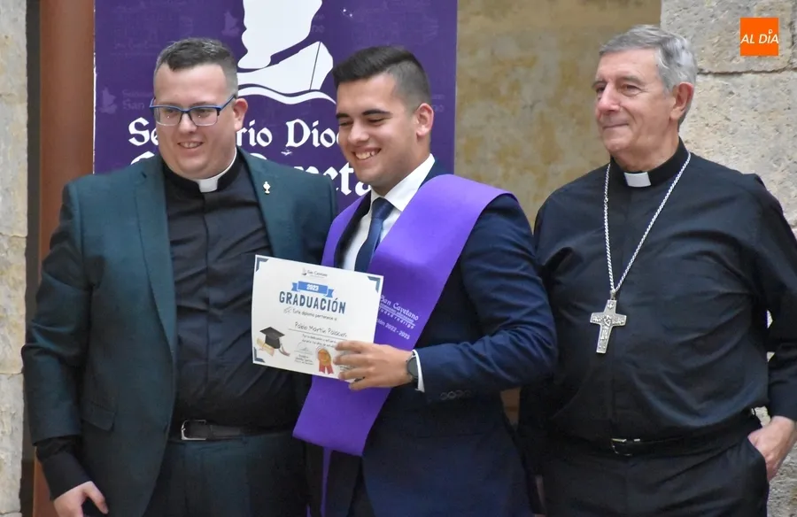 Foto 11 - El Seminario brinda con la &lsquo;copa de la vida&rsquo; por dos &ldquo;grand&iacute;simos estudiantes y personas extraordinarias&rdquo;
