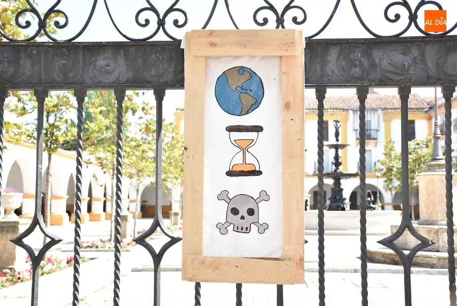 Foto 4 - C&aacute;ritas deja constancia en la calle del D&iacute;a Mundial del Medio Ambiente