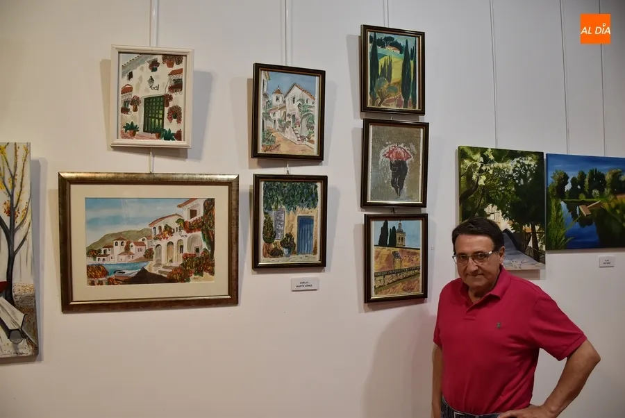 Foto 3 - La &ldquo;gran familia&rdquo; del Taller Municipal de Pintura muestra sus creaciones