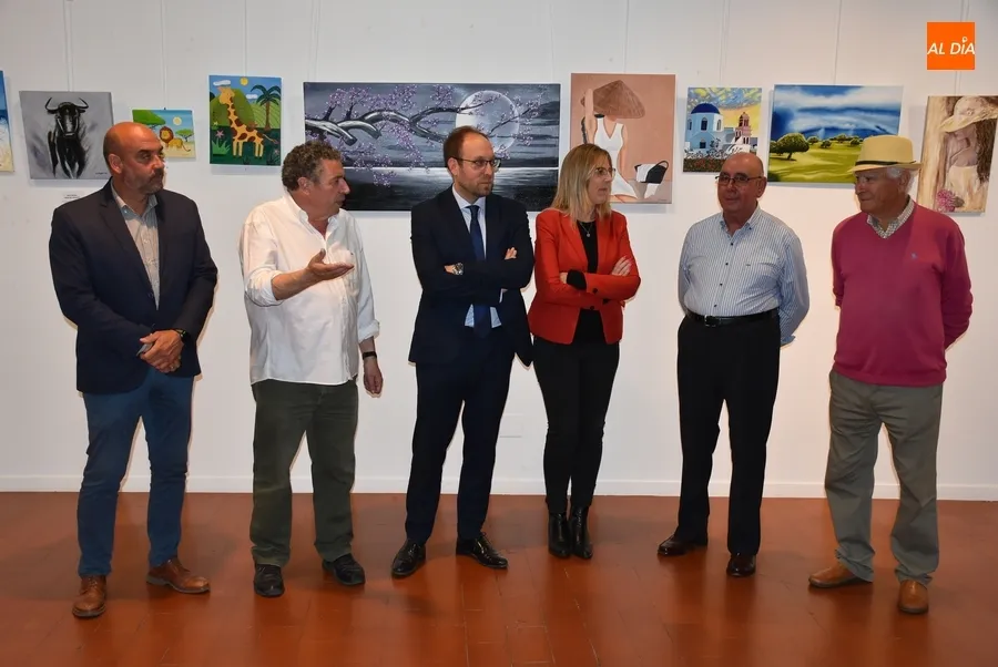 Foto 5 - La &ldquo;gran familia&rdquo; del Taller Municipal de Pintura muestra sus creaciones