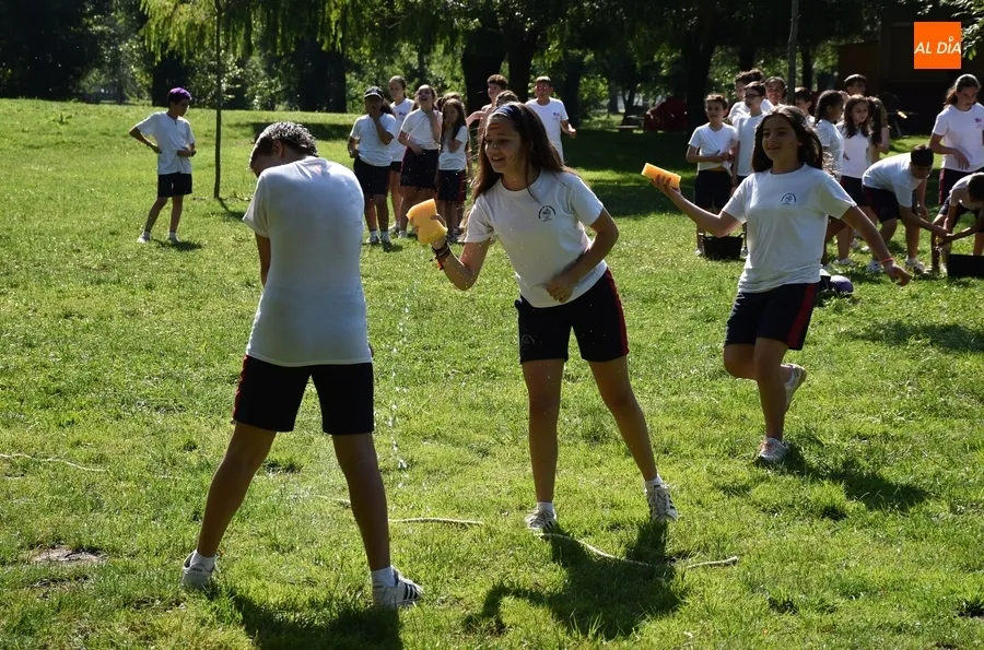 Foto 4 - Misioneras-Santa Teresa pasa la &uacute;ltima ma&ntilde;ana del curso escolar a orillas del r&iacute;o