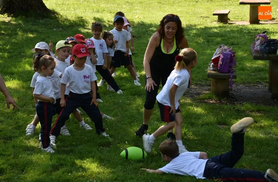 Foto 10 - Misioneras-Santa Teresa pasa la &uacute;ltima ma&ntilde;ana del curso escolar a orillas del r&iacute;o