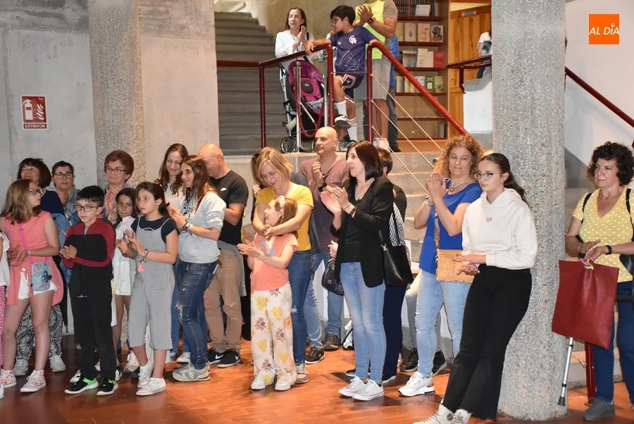 Foto 5 - Los &lsquo;Peque&ntilde;os Artistas&rsquo; de los talleres de Pilar Rivero llevan m&aacute;s de 500 trabajos a la Casa de la Cultura