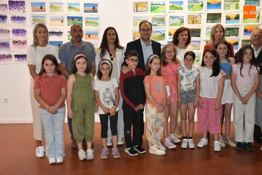 Foto 7 - Los &lsquo;Peque&ntilde;os Artistas&rsquo; de los talleres de Pilar Rivero llevan m&aacute;s de 500 trabajos a la Casa de la Cultura