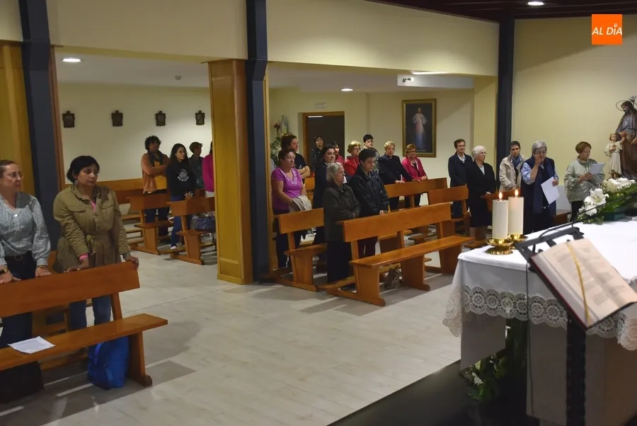 Foto 7 - C&aacute;ritas conmemora con una eucarist&iacute;a el d&iacute;a original del Corpus Christi