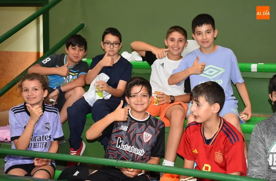 Foto 2 - Los alumnos de 6&ordm; de San Francisco y Mir&oacute;briga disfrutan de una convivencia para conocerse mejor