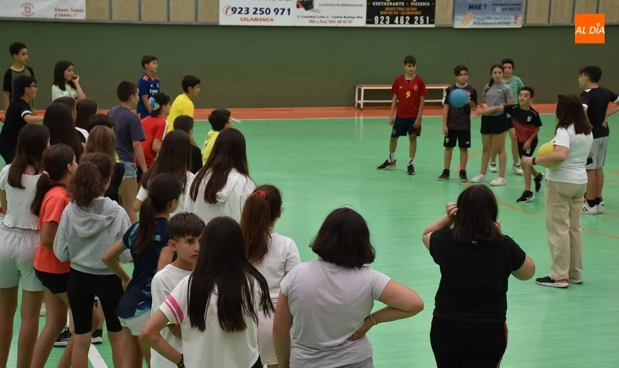 Foto 7 - Los alumnos de 6&ordm; de San Francisco y Mir&oacute;briga disfrutan de una convivencia para conocerse mejor