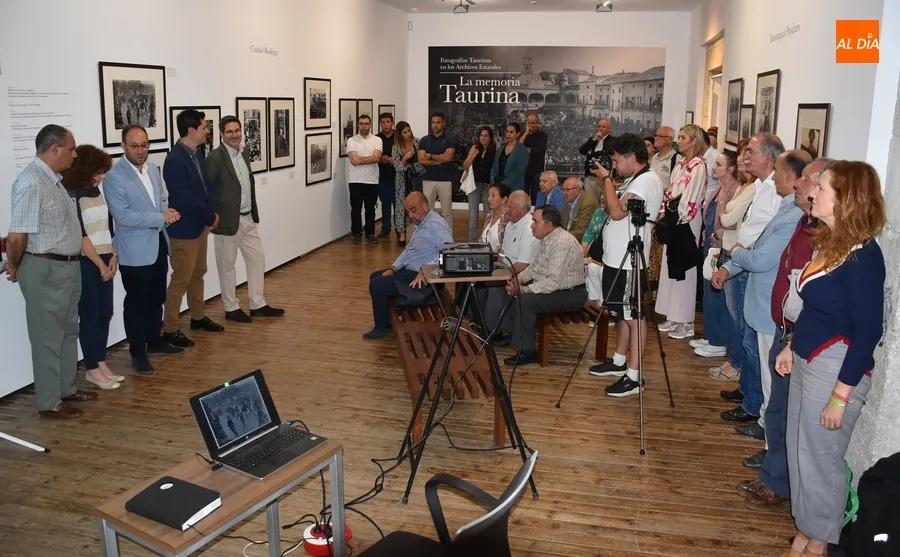 Foto 4 - Jos&eacute; Ram&oacute;n Cid redondea el programa vinculado a la exposici&oacute;n &lsquo;La memoria taurina&rsquo;
