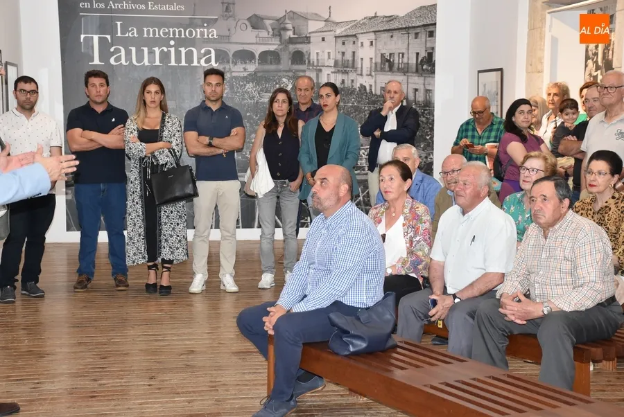 Foto 9 - Jos&eacute; Ram&oacute;n Cid redondea el programa vinculado a la exposici&oacute;n &lsquo;La memoria taurina&rsquo;