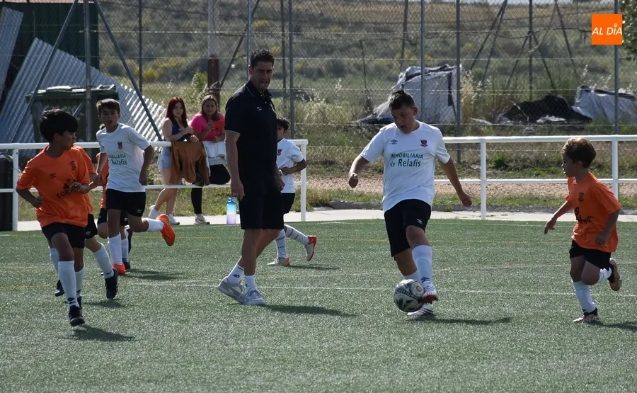 Foto 8 - Alevines y benjamines del Ciudad Rodrigo CF protagonizan el final definitivo de la temporada futbolera