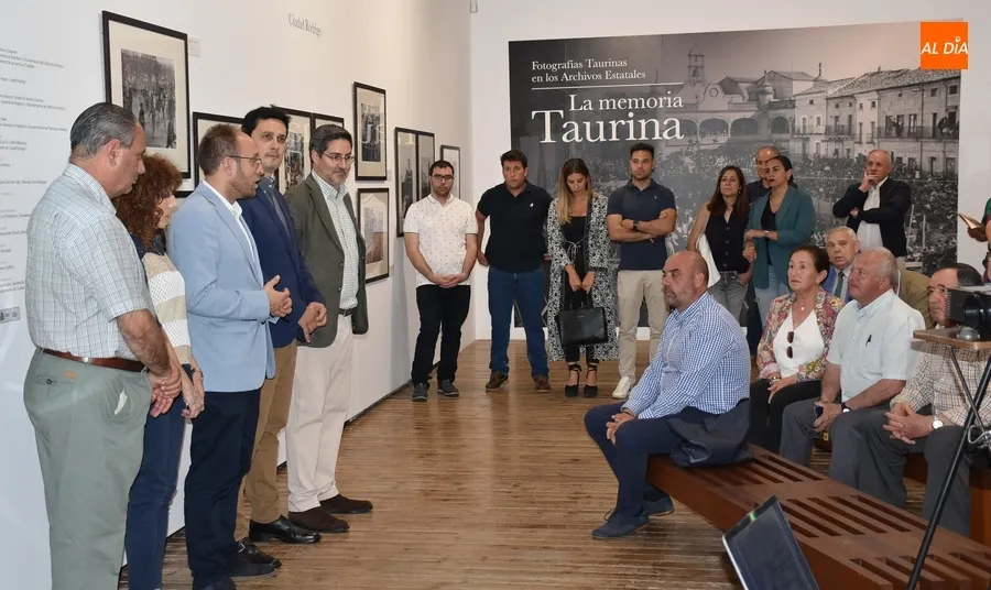 Foto 10 - Jos&eacute; Ram&oacute;n Cid redondea el programa vinculado a la exposici&oacute;n &lsquo;La memoria taurina&rsquo;