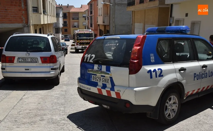 Foto 2 - Herido leve un anciano de 89 a&ntilde;os en el incendio de una vivienda de la calle Gerona