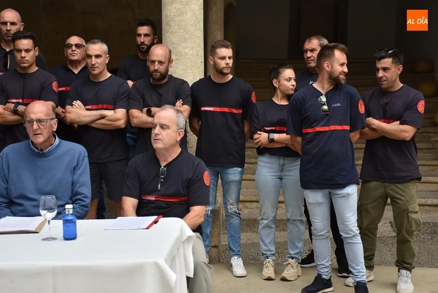 Foto 4 - Los Bomberos lamentan la &ldquo;persecuci&oacute;n&rdquo; de la Plataforma y se ofrecen a intervenir de forma altruista