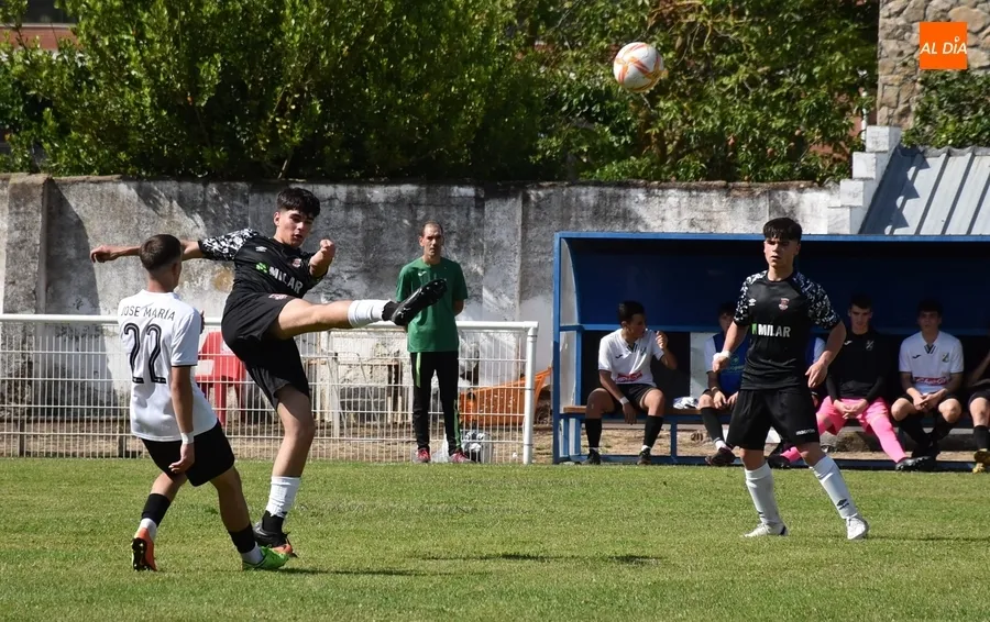 Foto 8 - Del Bosque estar&aacute; en la &uacute;ltima jornada del Torneo Juvenil, cuya final jugar&aacute;n Coria y Diocesano