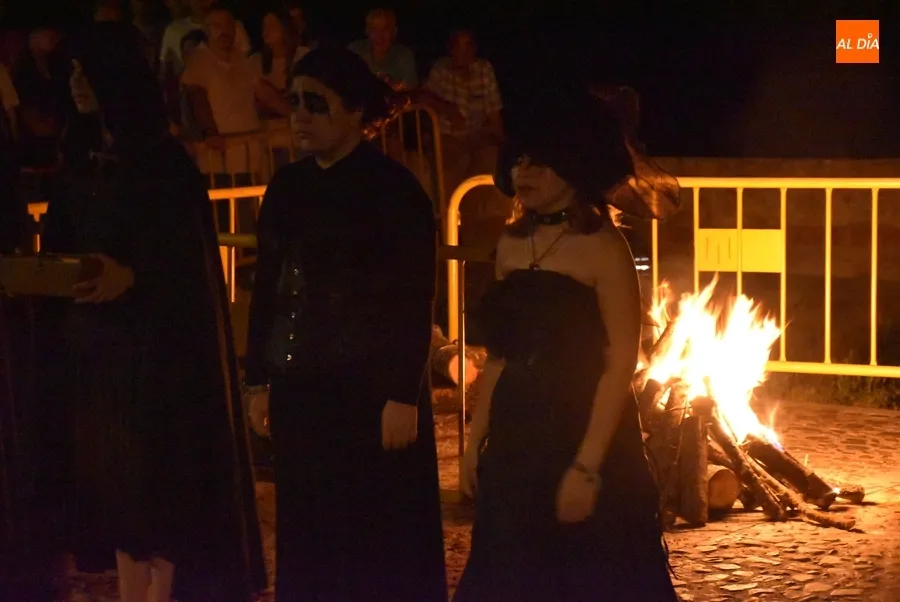 Foto 10 - Ciudad Rodrigo se tiene que conformar con una reducida celebraci&oacute;n de la Noche de San Juan