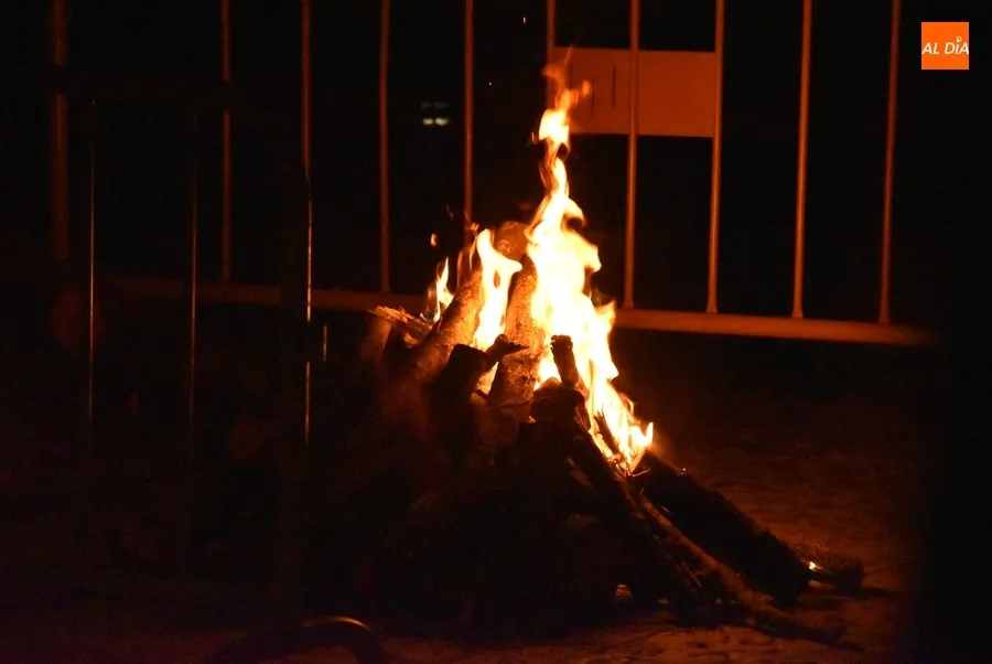 Foto 11 - Ciudad Rodrigo se tiene que conformar con una reducida celebraci&oacute;n de la Noche de San Juan