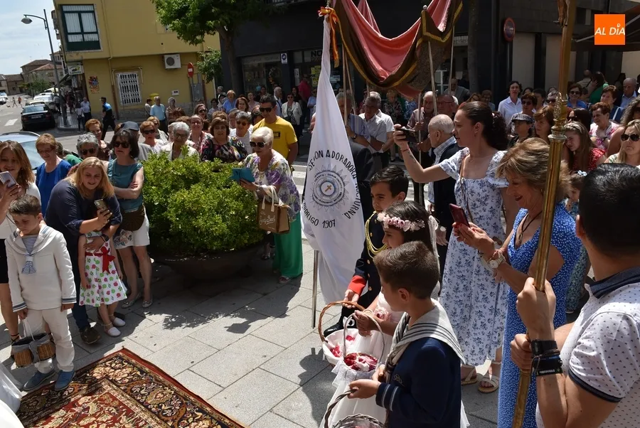 Foto 4 - Bendecidos varios beb&eacute;s en la Sacramental de San Crist&oacute;bal